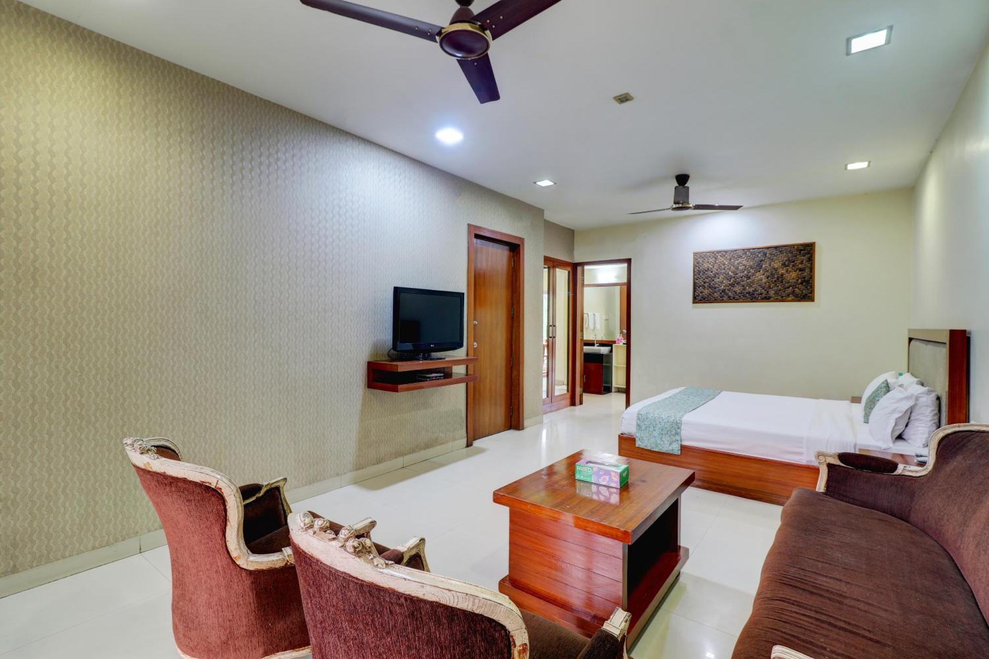Amazinn Villa لونافالا المظهر الخارجي الصورة